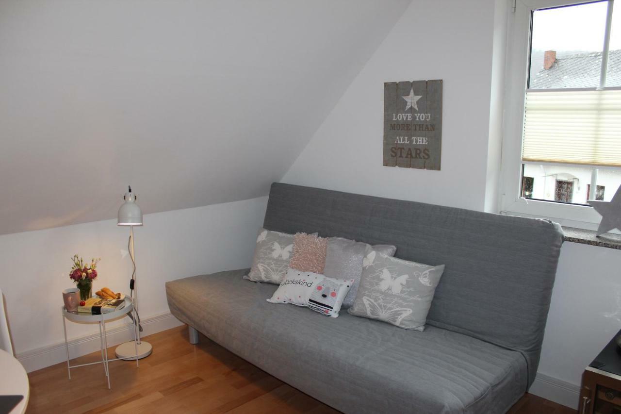 Ferienwohnung Im Tuermchen Oberfell Eksteriør bilde